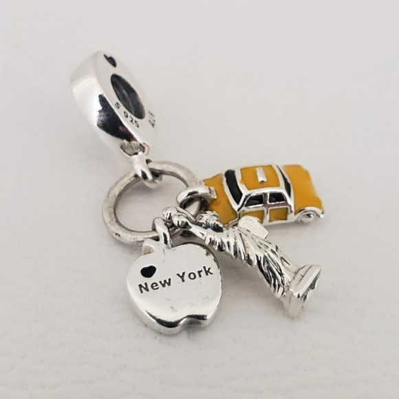 Authentic Pandora Charm - Picture 3 of 5